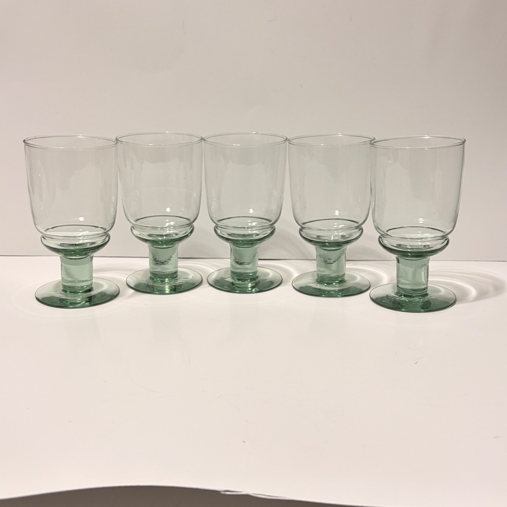 5 Williams-Sonoma VERT Lt Green La Mediterranea 6.25" Wine Goblets Glasses Spain